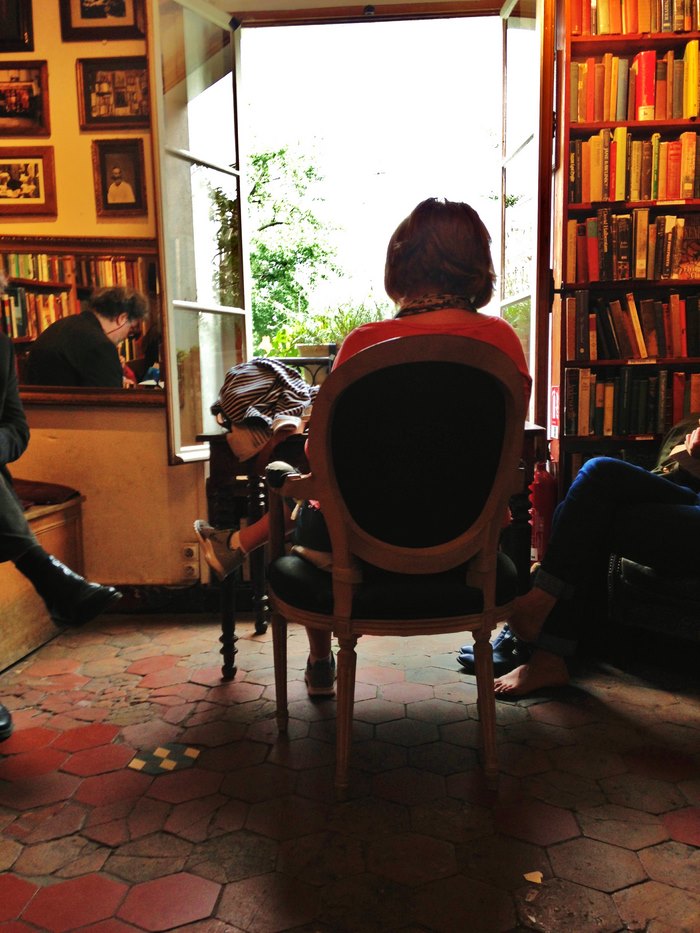 Το πιο μαγικό βιβλιοπωλείο του κόσμου βρίσκεται στο Παρίσι! Το πιο μαγικό βιβλιοπωλείο του κόσμου βρίσκεται στο Παρίσι!