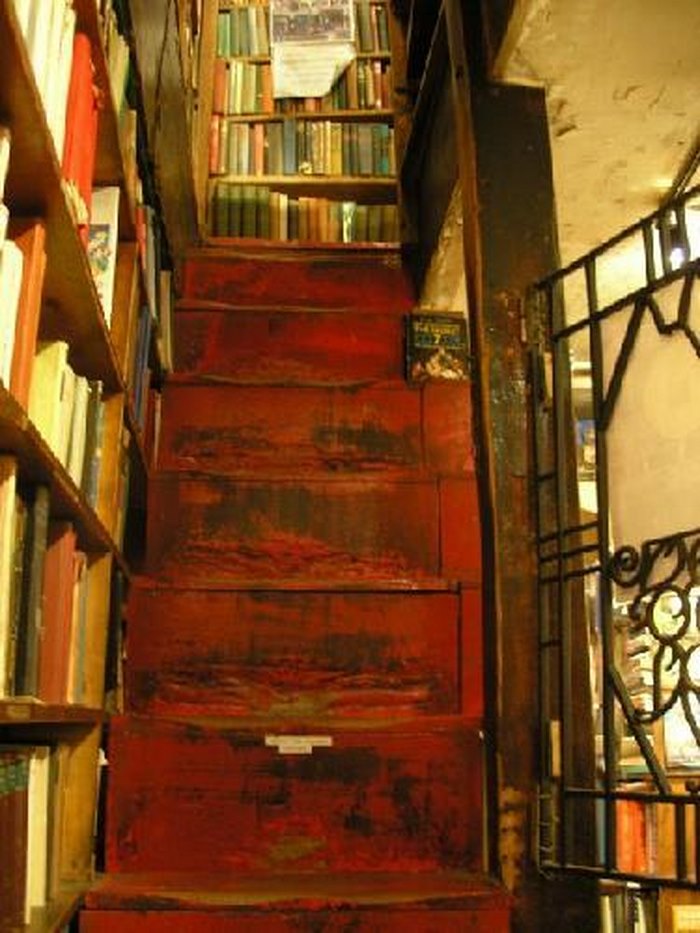 Το πιο μαγικό βιβλιοπωλείο του κόσμου βρίσκεται στο Παρίσι! Το πιο μαγικό βιβλιοπωλείο του κόσμου βρίσκεται στο Παρίσι!