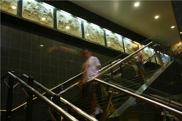 Στη μακρινή Χιλή υπάρχει ένας σταθμός του Μετρό που λέγεται (και θυμίζει) "Ελλάδα"