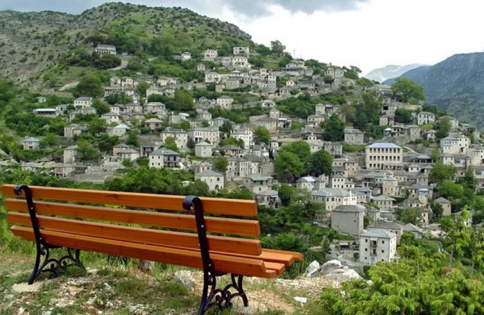 Συράκκο και Καλαρρύτες: Εξωπραγματική ομορφιά 