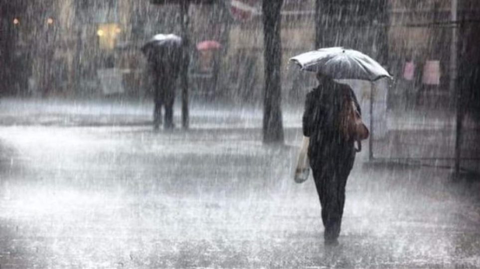 Καιρός στην Ελλάδα: Έρχονται πολλές βροχές και καταιγίδες αύριο Τρίτη – Που θα χτυπήσει η νέα κακοκαιρία
