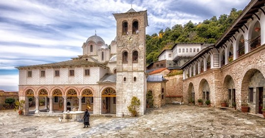 Παναγία Εικοσιφοίνισσα: Το παλαιότερο μοναστήρι στην Ελλάδα και την Ευρώπη με τη θλιβερή ιστορία