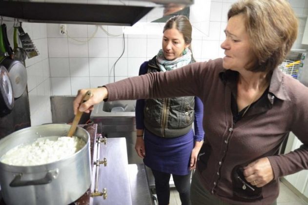 Ελαφότοπος Ζαγορίου: Η Ρόκκα της Λένας …Και η Λένα της Ρόκκας Ελαφότοπος Ζαγορίου: Η Ρόκκα της Λένας …Και η Λένα της Ρόκκας