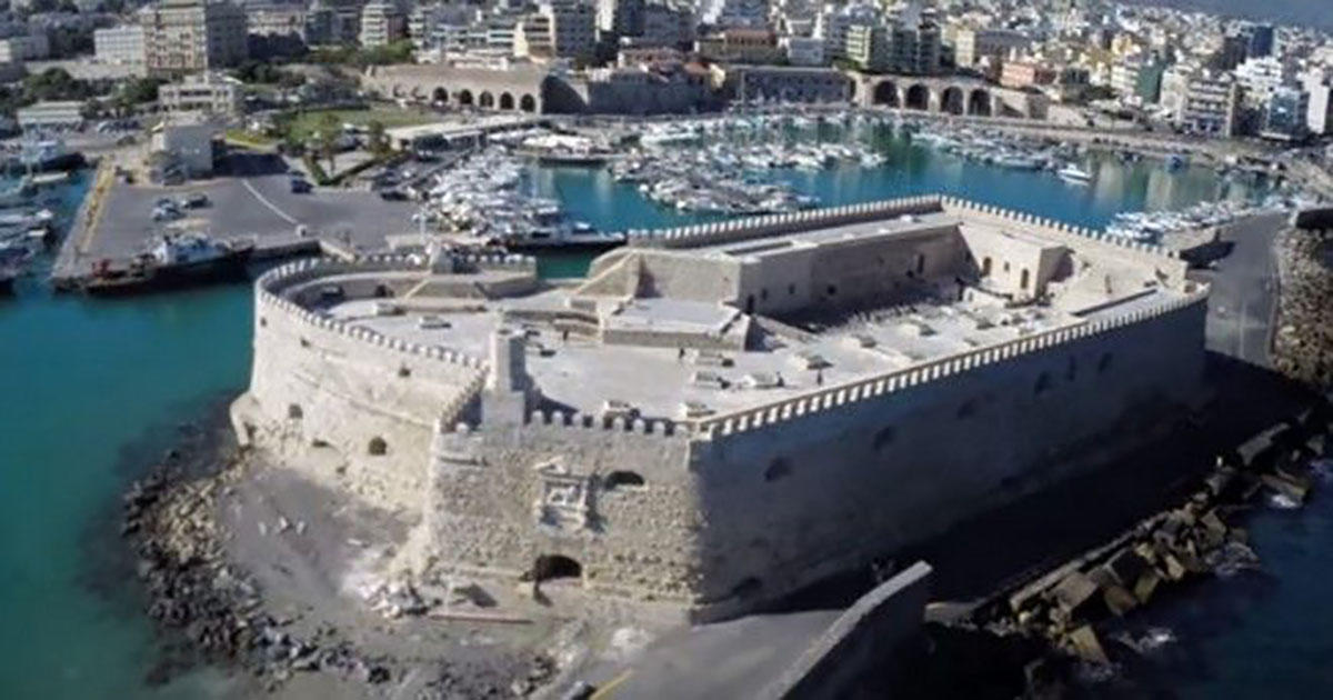 Το κάστρο της θάλασσας είναι ότι πιο εντυπωσιακό έχεις δει και βρίσκεται στο Ηράκλειο