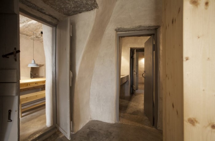 Ο Έλληνας αρχιτέκτονας που δίνει νέα ζωή σε παλιά αγροτικά και κτηνοτροφικά κτίσματα Ο Έλληνας αρχιτέκτονας που δίνει νέα ζωή σε παλιά αγροτικά και κτηνοτροφικά κτίσματα