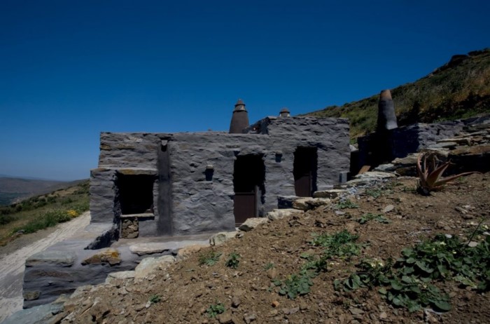 Ο Έλληνας αρχιτέκτονας που δίνει νέα ζωή σε παλιά αγροτικά και κτηνοτροφικά κτίσματα