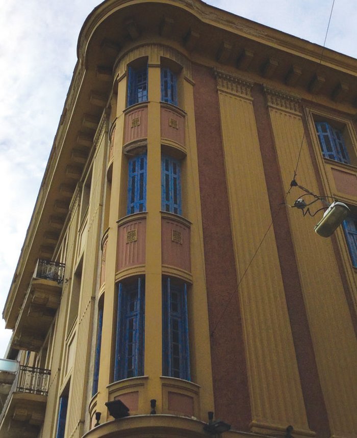 Τα ωραιότερα προπολεμικά σπίτια στην Πατησίων έχουν πολλές ιστορίες να διηγηθούν Τα ωραιότερα προπολεμικά σπίτια στην Πατησίων έχουν πολλές ιστορίες να διηγηθούν