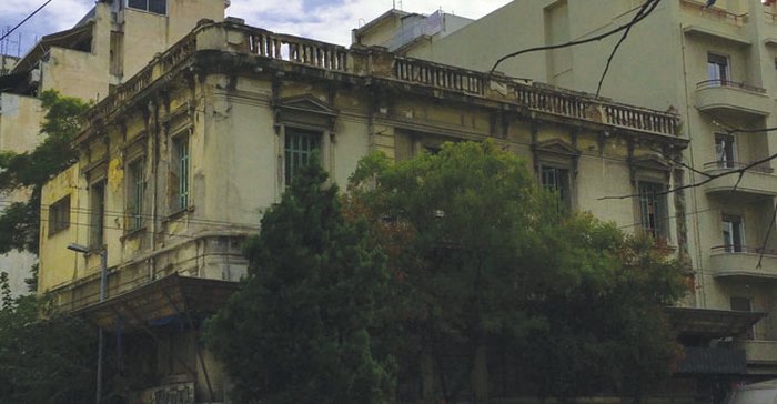 Τα ωραιότερα προπολεμικά σπίτια στην Πατησίων έχουν πολλές ιστορίες να διηγηθούν Τα ωραιότερα προπολεμικά σπίτια στην Πατησίων έχουν πολλές ιστορίες να διηγηθούν