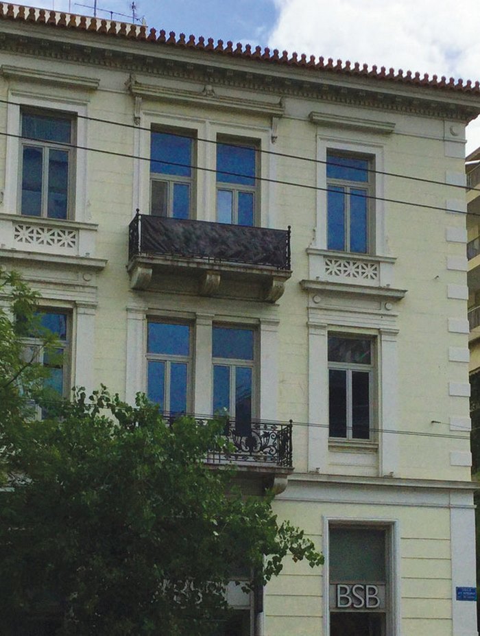 Τα ωραιότερα προπολεμικά σπίτια στην Πατησίων έχουν πολλές ιστορίες να διηγηθούν Τα ωραιότερα προπολεμικά σπίτια στην Πατησίων έχουν πολλές ιστορίες να διηγηθούν