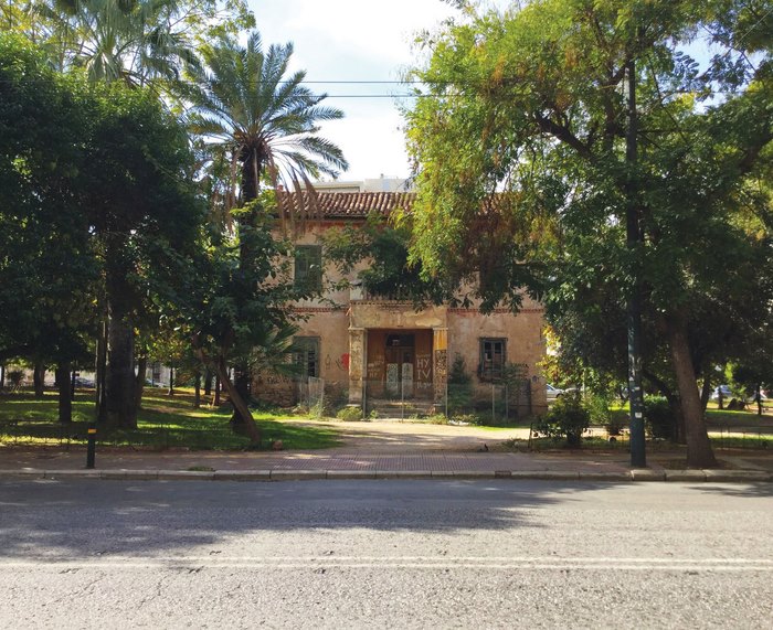 Τα ωραιότερα προπολεμικά σπίτια στην Πατησίων έχουν πολλές ιστορίες να διηγηθούν Τα ωραιότερα προπολεμικά σπίτια στην Πατησίων έχουν πολλές ιστορίες να διηγηθούν