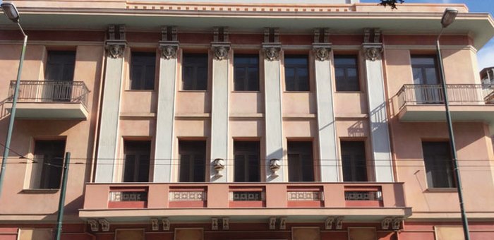 Τα ωραιότερα προπολεμικά σπίτια στην Πατησίων έχουν πολλές ιστορίες να διηγηθούν Τα ωραιότερα προπολεμικά σπίτια στην Πατησίων έχουν πολλές ιστορίες να διηγηθούν