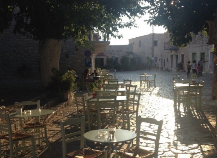 Λακωνική Μάνη: Μια γη φτιαγμένη από πέτρα, φως και ιστορίες με κουρσάρους Λακωνική Μάνη: Μια γη φτιαγμένη από πέτρα, φως και ιστορίες με κουρσάρους