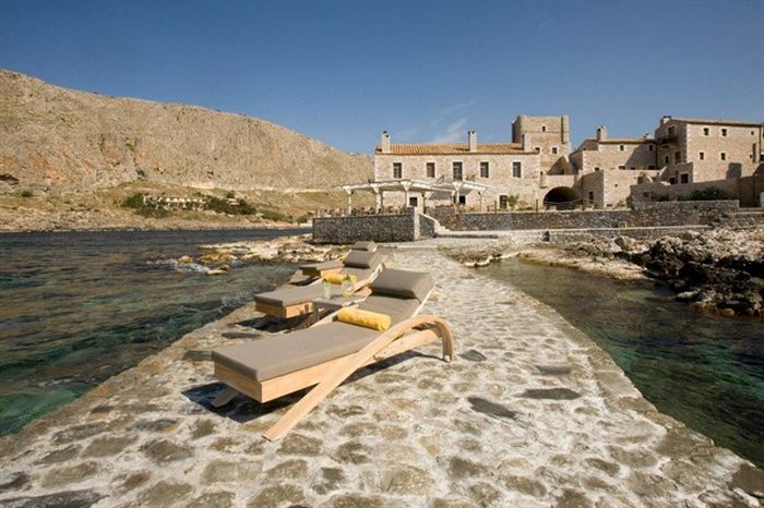 Μάνη: Ελαιογραφία στα χρώματα της Άνοιξης! Μάνη: Ελαιογραφία στα χρώματα της Άνοιξης!