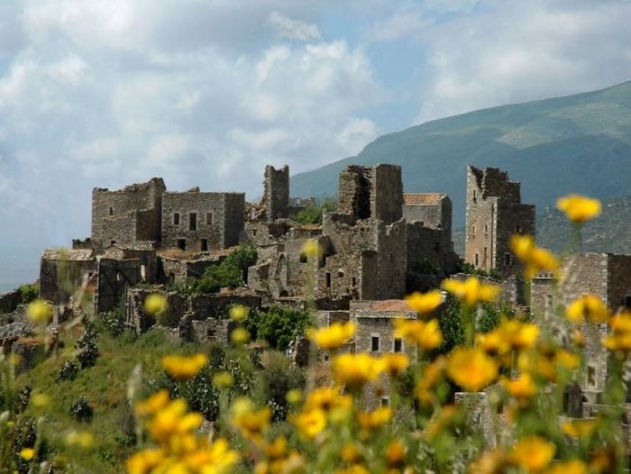 Μάνη: Ελαιογραφία στα χρώματα της Άνοιξης! Μάνη: Ελαιογραφία στα χρώματα της Άνοιξης!