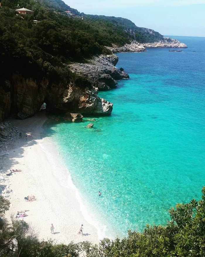 Μυλοπόταμος: Βουτιά από το πράσινο στο γαλάζιο!