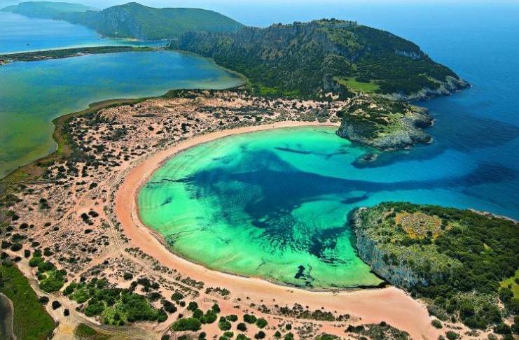 Η παραλία ασύλληπτης ομορφιάς που προσελκύει χιλιάδες επισκέπτες κάθε χρόνο. Έχει το ίδιο όνομα από την ομηρική εποχή!