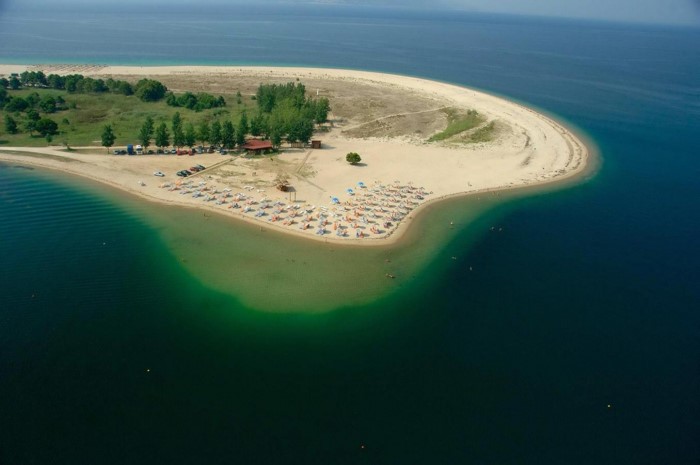 Το ωραιότερο ψαροχώρι της Ελλάδας βρίσκεται σε μια χερσόνησο που μπαίνει ένα χιλιόμετρο μέσα στη θάλασσα Το ωραιότερο ψαροχώρι της Ελλάδας βρίσκεται σε μια χερσόνησο που μπαίνει ένα χιλιόμετρο μέσα στη θάλασσα