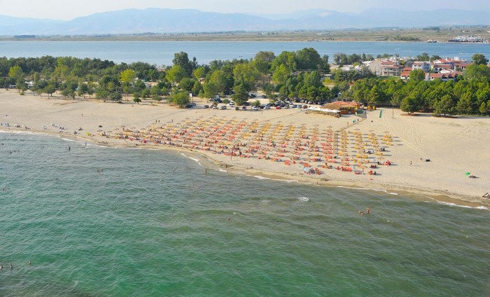 Το ωραιότερο ψαροχώρι της Ελλάδας βρίσκεται σε μια χερσόνησο που μπαίνει ένα χιλιόμετρο μέσα στη θάλασσα Το ωραιότερο ψαροχώρι της Ελλάδας βρίσκεται σε μια χερσόνησο που μπαίνει ένα χιλιόμετρο μέσα στη θάλασσα