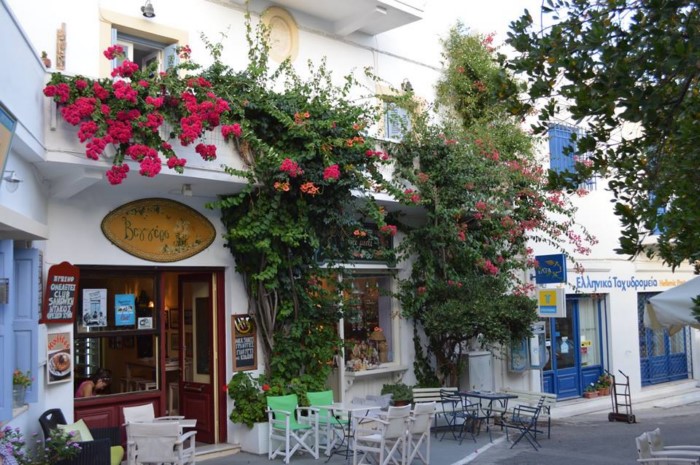 Το κουκλίστικο νησί του μυστηρίου και του έρωτα. Εκεί γεννήθηκε η θεά Αφροδίτη και σε αυτό βρήκαν καταφύγιο ο Πάρις και η Ελένη