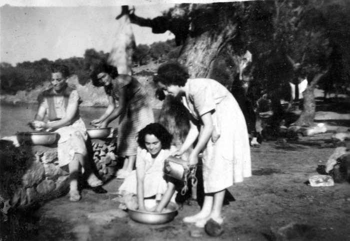 Το μοναδικής και σπάνιας ομορφιάς άγνωστο ελληνικό νησάκι που το επισκέπτεσαι μόνο με.. θαλάσσιο ταξί!