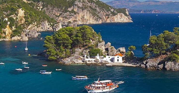 Το νησάκι της Παναγίας στην Πάργα. Πληροφορίες για ένα από τα ομορφότερα αξιοθέατα της περιοχής και της Ελλάδας