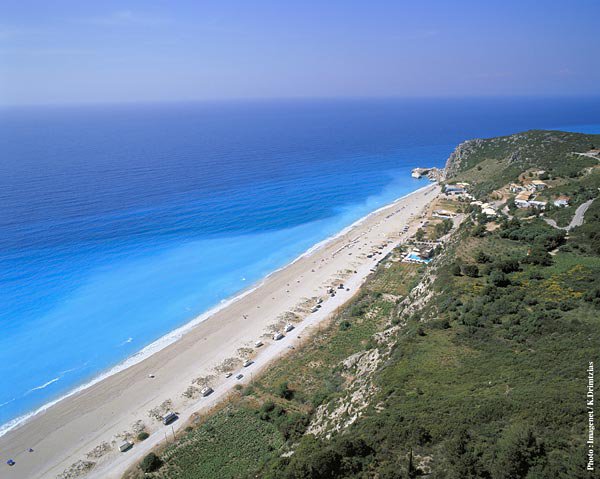 Παραλίες χιλιομέτρων, πας χωρίς πλοίο: Το νησί που τα πρώτα στοιχεία δείχνουν ότι θα βουλιάξει από Έλληνες