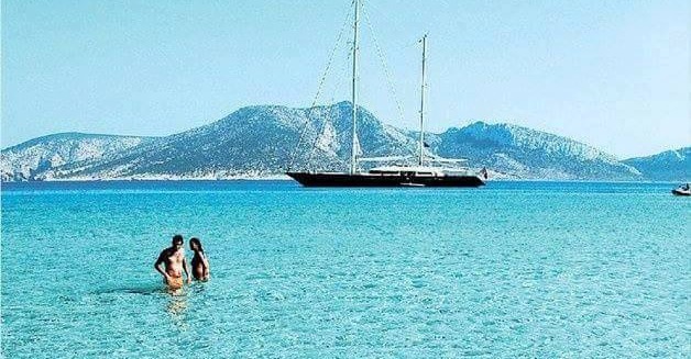 Ερώτημα: Θα άφηνες την Αθήνα για να ζήσεις μόνιμα σε κάποιο Ελληνικό νησί;
