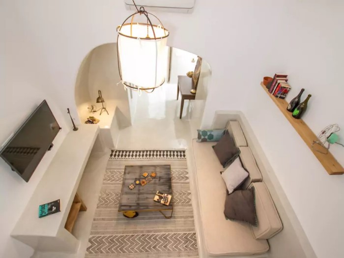 Το πιο περιζήτητο σπίτι Airbnb του κόσμου βρίσκεται στη Σαντορίνη και είναι εντυπωσιακό