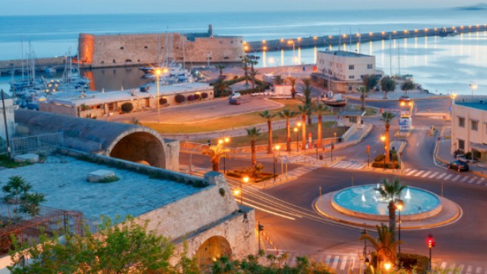 Εκτός απ’ την Αθήνα: Η ιδανική πόλη της Ελλάδας για να μείνεις