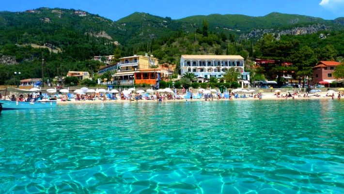 Ακόμα και αν αυξήσουν τις τιμές: 2 covid free ελληνικά νησιά που θα είναι η νο 1 τουριστική επιλογή το καλοκαίρι