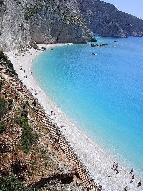Παραλίες χιλιομέτρων, πας χωρίς πλοίο: Το νησί που τα πρώτα στοιχεία δείχνουν ότι θα βουλιάξει από Έλληνες