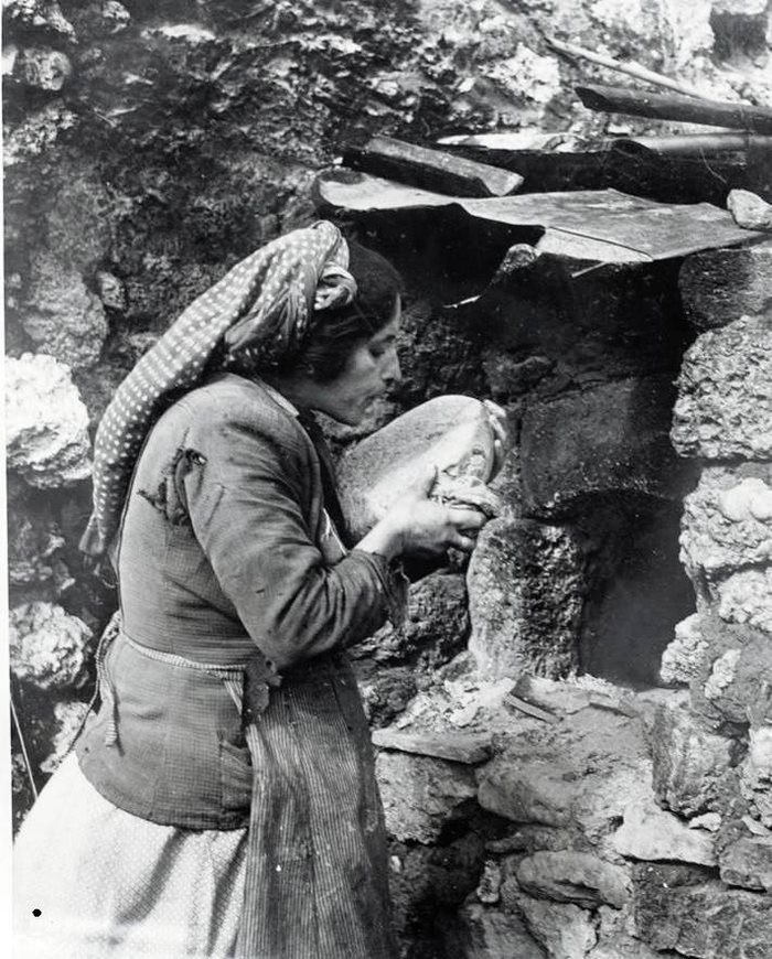 Η ιστορία του ψωμιού στην Ελλάδα μέσα από σπάνιες φωτογραφίες