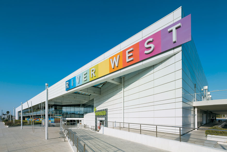 Το εμπορικό κέντρο River West