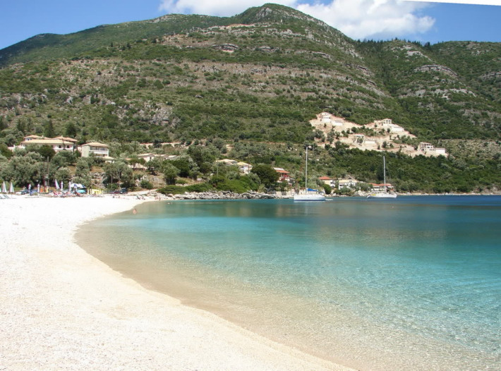 Μια «Κυκλάδα» στην καρδιά του Αιγαίου: Το νησί που έχει συγκριτικό πλεονέκτημα αυτό το καλοκαίρι