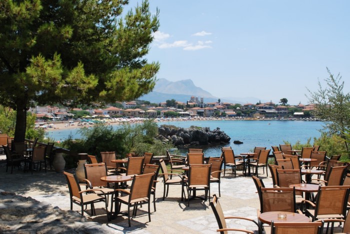 Η Νεράιδα του Μεσσηνιακού: Το μικρό ψαροχώρι με την απαράμιλλη ομορφιά όπου ο Αλέξης Ζορμπάς γνώρισε τον Νίκο Καζαντζάκη