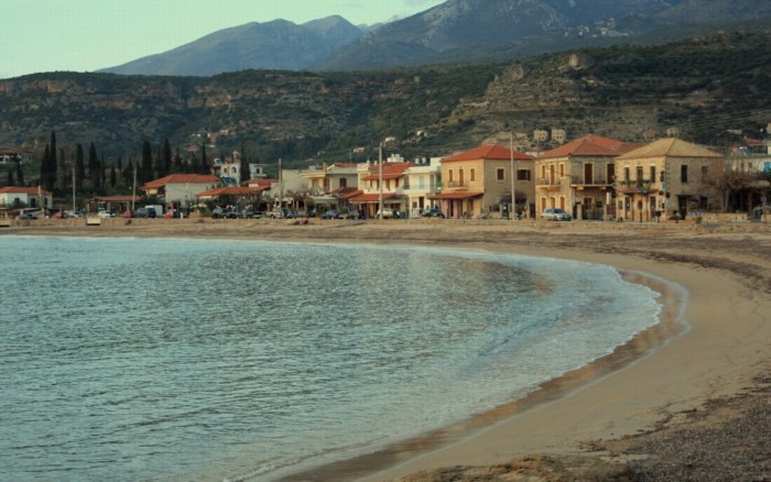 Η Νεράιδα του Μεσσηνιακού: Το μικρό ψαροχώρι με την απαράμιλλη ομορφιά όπου ο Αλέξης Ζορμπάς γνώρισε τον Νίκο Καζαντζάκη