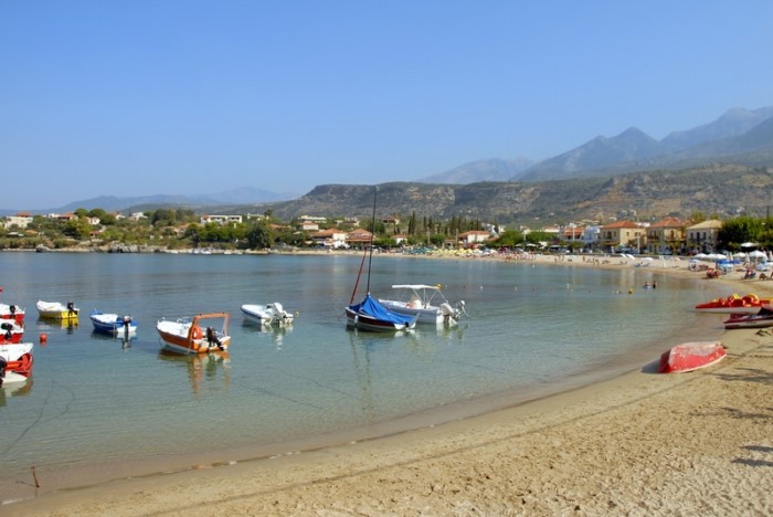 Η Νεράιδα του Μεσσηνιακού: Το μικρό ψαροχώρι με την απαράμιλλη ομορφιά όπου ο Αλέξης Ζορμπάς γνώρισε τον Νίκο Καζαντζάκη