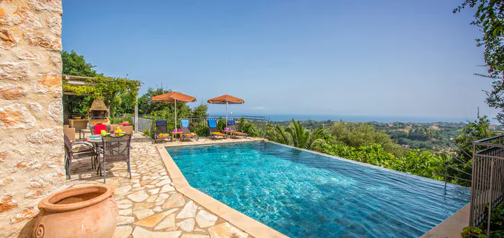 Η επόμενη μέρα: Οι 3 νέες επιλογές των τουριστών για ασφαλείς covid free διακοπές