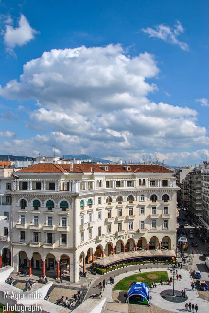 40 φωτογραφίες που αποδεικνύουν ότι η Αριστοτέλους είναι η ωραιότερη πλατεία της Ελλάδας