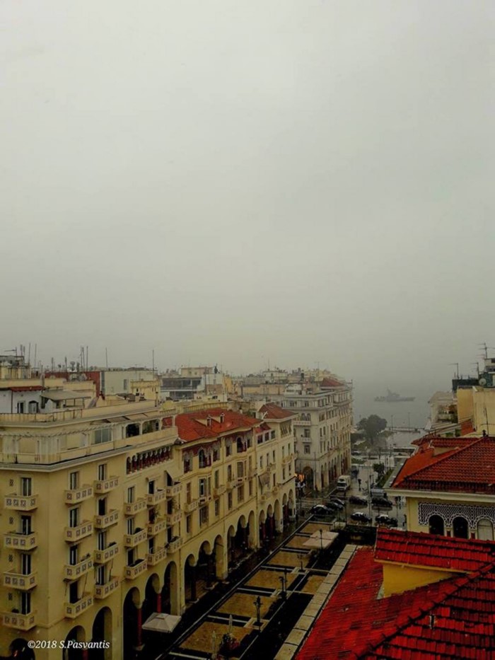 40 φωτογραφίες που αποδεικνύουν ότι η Αριστοτέλους είναι η ωραιότερη πλατεία της Ελλάδας