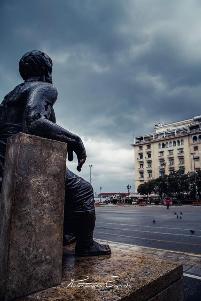 40 φωτογραφίες που αποδεικνύουν ότι η Αριστοτέλους είναι η ωραιότερη πλατεία της Ελλάδας
