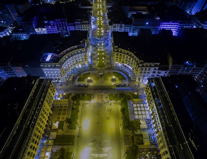 40 φωτογραφίες που αποδεικνύουν ότι η Αριστοτέλους είναι η ωραιότερη πλατεία της Ελλάδας