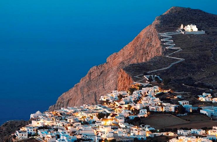 Φολέγανδρος: Έρωτας με την πρώτη ματιά!