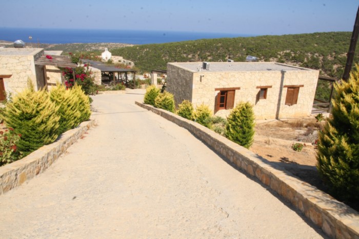 Το ελληνικό νησάκι με τις "Αφρικανικές" παραλίες που θεωρείται ένα από τα 10 ομορφότερα κρυμμένα νησιά στον κόσμο!