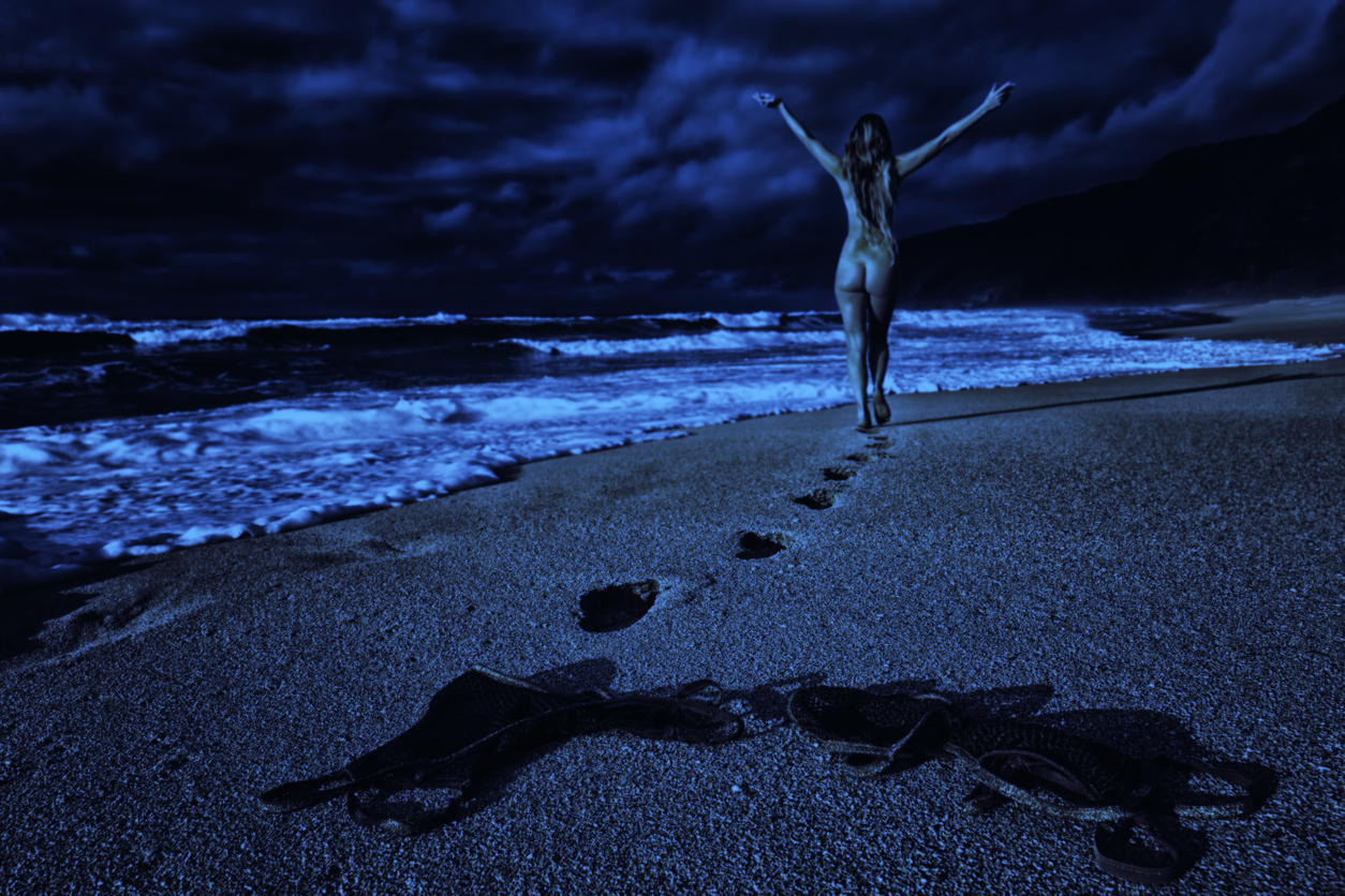 Σπεύσατε! Οι 5 ωραιότερες παραλίες γυμνιστών στην Ελλάδα (Pics)