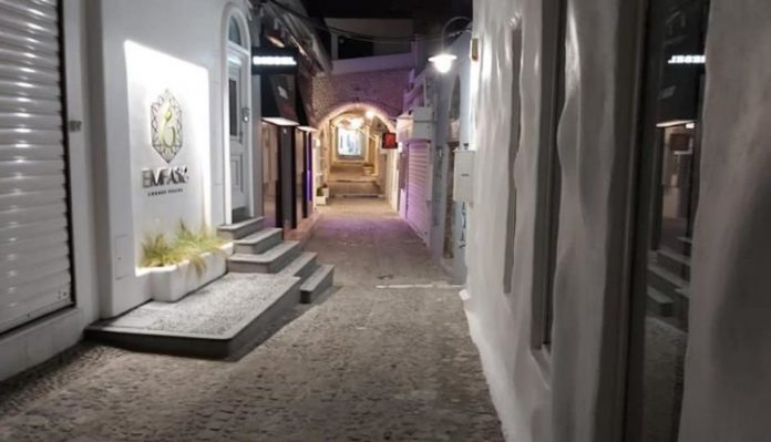 Άδεια Σαντορίνη: Σοκάρουν οι εικόνες από την Καλντέρα την 23η Ιουνίου