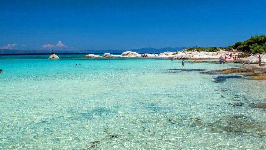 Μ’ ένα 50ρικο πας στην Καραϊβική της Ελλάδας: Η εξωτική ελληνική παραλία που πρέπει οπωσδήποτε να πας μια φορά στη ζωή σου