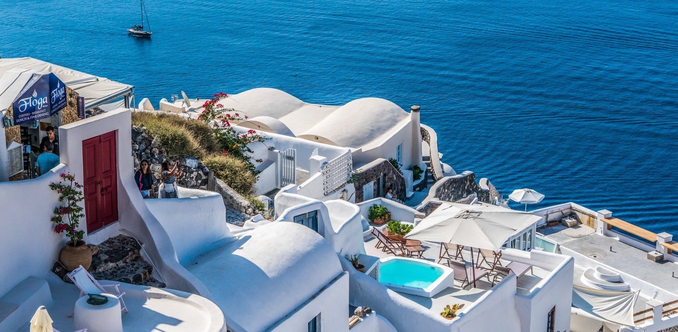 Άδεια Σαντορίνη: Σοκάρουν οι εικόνες από την Καλντέρα την 23η Ιουνίου