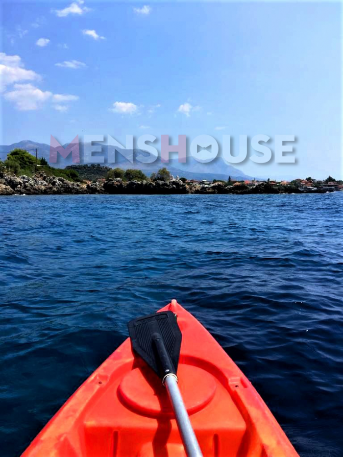 2,5 ώρες, 27,5 ευρώ: Η ελληνική παραλία-όνειρο που απαγορεύονται οι ρακέτες (Pics)