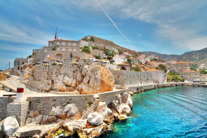 Ύδρα: Το νησί - καρτ ποστάλ που αιχμαλωτίζει όλες τις αισθήσεις σου